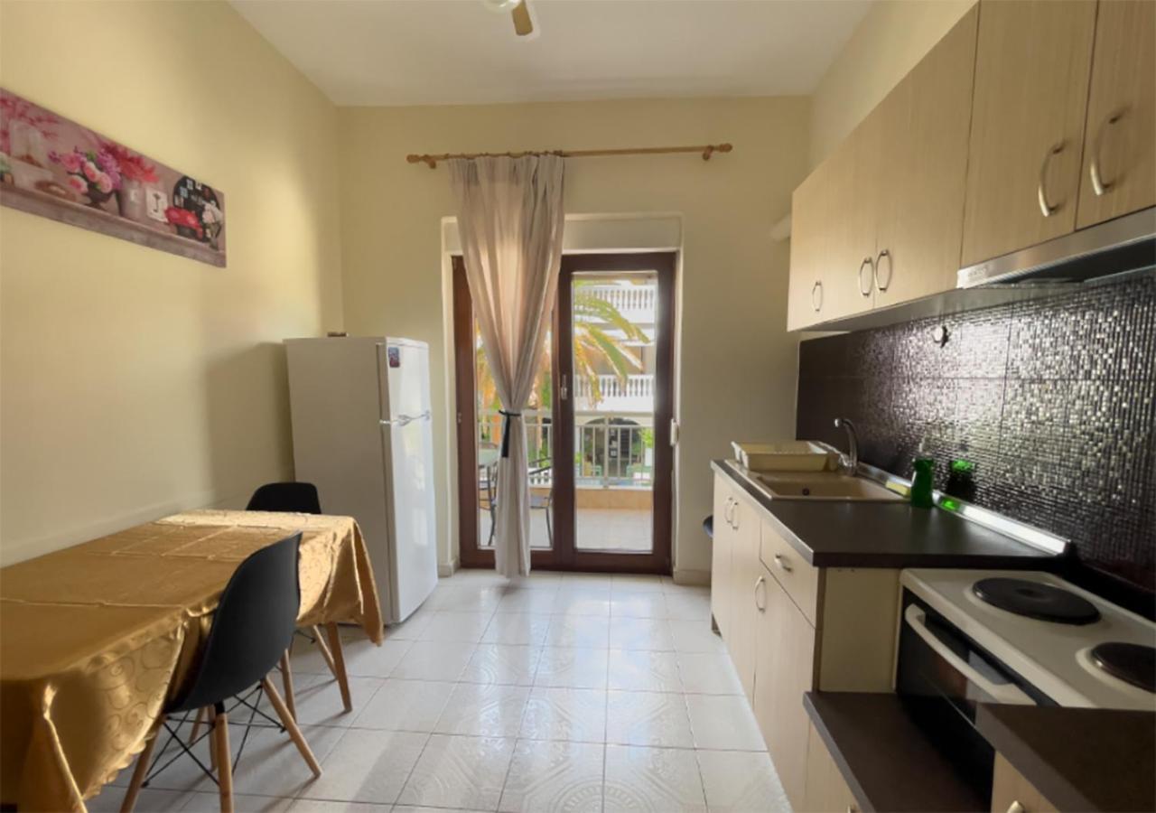 Niki Apartments Paralia Dionysiou Dış mekan fotoğraf